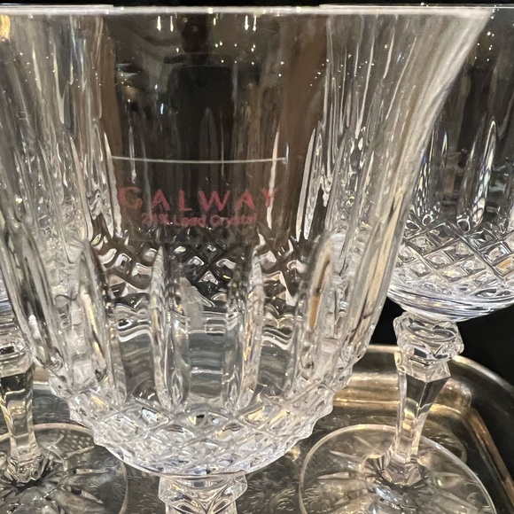 Galway Irish Crystal Signed GAL 15 Water Goblet Wine Glasses Set of 3 NWT - Picture 4 of 9